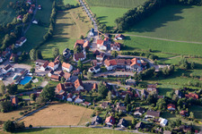 Vue aérienne de Hôtel Zentlinde à le quartier Güttersbach in Mossautal dans le département Hesse, Allemagne