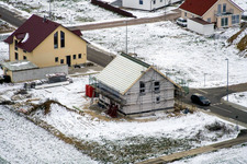 Vue aérienne de Nouvelle zone de développement NE en hiver avec de la neige à le quartier Schaidt in Wörth am Rhein dans le département Rhénanie-Palatinat, Allemagne