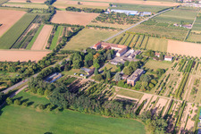 Vue aérienne de Centre de thérapie à Rosenhof, Gutshof Ladenburg et Eichenstolz à Ladenburg dans le département Bade-Wurtemberg, Allemagne