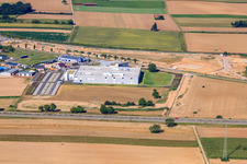 Vue aérienne de Zone industrielle du Nord, nouveau bâtiment DBK à Rülzheim dans le département Rhénanie-Palatinat, Allemagne
