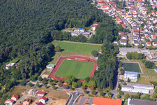 Vue aérienne de Terrains de sport de SV Rülzheim 1920 eV à Rülzheim dans le département Rhénanie-Palatinat, Allemagne