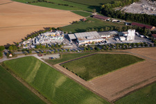 Mühlackerstraße, entreprise Kömpf à le quartier Darmsheim in Sindelfingen dans le département Bade-Wurtemberg, Allemagne vu d'un drone