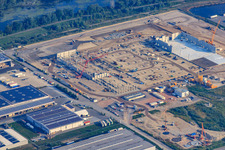 Zone industrielle d'Oberwald à le quartier Maximiliansau in Wörth am Rhein dans le département Rhénanie-Palatinat, Allemagne vue du ciel