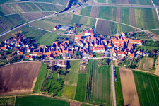 Vue d'oiseau de Niederhorbach dans le département Rhénanie-Palatinat, Allemagne