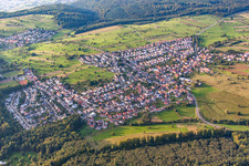 Vue aérienne de Du sud à le quartier Schöllbronn in Ettlingen dans le département Bade-Wurtemberg, Allemagne
