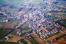 Quartier Ingenheim in Billigheim-Ingenheim dans le département Rhénanie-Palatinat, Allemagne vue du ciel