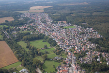 Vue d'oiseau de Schirrhoffen dans le département Bas Rhin, France
