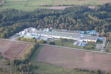 Isolation Sitek à le quartier Altenstadt in Wissembourg dans le département Bas Rhin, France vu d'un drone