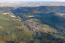 Vue oblique de Birkenhördt dans le département Rhénanie-Palatinat, Allemagne