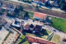 Vue aérienne de À la gare à Jockgrim dans le département Rhénanie-Palatinat, Allemagne