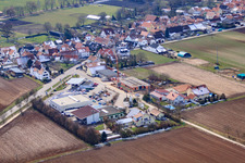 Vue aérienne de Zone commerciale à Freckenfeld dans le département Rhénanie-Palatinat, Allemagne