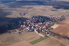 Quartier Ebertshausen in Üchtelhausen dans le département Bavière, Allemagne hors des airs