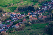 Erlenbach bei Dahn dans le département Rhénanie-Palatinat, Allemagne vue d'en haut