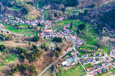 Vue d'oiseau de Bobenthal dans le département Rhénanie-Palatinat, Allemagne