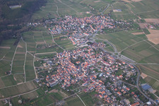 Quartier Schweigen in Schweigen-Rechtenbach dans le département Rhénanie-Palatinat, Allemagne d'un drone