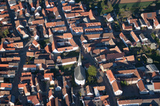 Vue aérienne de Quartier Niederhochstadt in Hochstadt dans le département Rhénanie-Palatinat, Allemagne