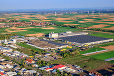 Photographie aérienne de Centre logistique Mercedes-Benz à Interpark à le quartier Offenbach in Offenbach an der Queich dans le département Rhénanie-Palatinat, Allemagne