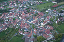 Vue aérienne de Quartier Untereuerheim in Grettstadt dans le département Bavière, Allemagne