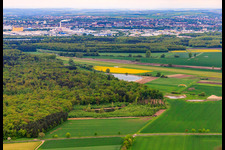 Vue aérienne de Approche transversale vers Two Eight depuis EDSF à Gochsheim dans le département Bavière, Allemagne