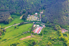 Vue aérienne de Camp à Hauenstein dans le département Rhénanie-Palatinat, Allemagne