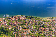 Photographie aérienne de Église Saint-Martin et quai des yachts à East Harbor à Sipplingen dans le département Bade-Wurtemberg, Allemagne