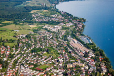 Vue aérienne de Nussdorfer Straße et Sportboot Hafen Ost à Überlingen dans le département Bade-Wurtemberg, Allemagne