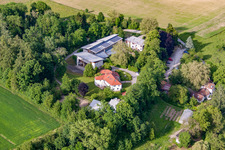 Vue aérienne de Communauté scolaire de Camphill Bruckfelden à le quartier Bruckfelden in Frickingen dans le département Bade-Wurtemberg, Allemagne