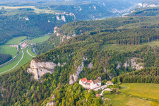 Vue aérienne de Auberge de jeunesse DJH Burg Wildenstein à Leibertingen dans le département Bade-Wurtemberg, Allemagne