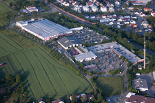 Vue aérienne de Kaufland à Bretten dans le département Bade-Wurtemberg, Allemagne