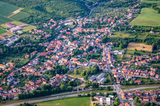 Vue aérienne de Du nord à le quartier Neinstedt in Thale dans le département Saxe-Anhalt, Allemagne