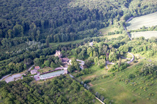 Vue aérienne de Roseburg à le quartier Rieder in Ballenstedt dans le département Saxe-Anhalt, Allemagne