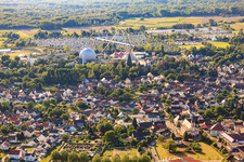 Vue aérienne de Europapark Rust depuis l'est à Rust dans le département Bade-Wurtemberg, Allemagne