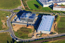 Vue aérienne de Nouveau bâtiment d'ITK Engineering GmbH à Rülzheim dans le département Rhénanie-Palatinat, Allemagne