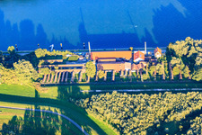Vue aérienne de Ancienne briqueterie sur le Rhin à le quartier Sondernheim in Germersheim dans le département Rhénanie-Palatinat, Allemagne
