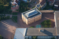 Vue aérienne de Immeuble de bureaux du bâtiment administratif et commercial de ProfeS GmbH à Germersheim dans le département Rhénanie-Palatinat, Allemagne