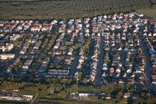 Quartier Eggenstein in Eggenstein-Leopoldshafen dans le département Bade-Wurtemberg, Allemagne vu d'un drone