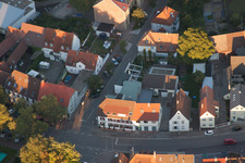 Au Lion à le quartier Eggenstein in Eggenstein-Leopoldshafen dans le département Bade-Wurtemberg, Allemagne d'en haut