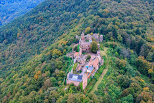 Vue aérienne de Madenburg à Eschbach dans le département Rhénanie-Palatinat, Allemagne