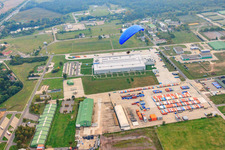 DeCA CDC et DLA Germersheim, dépôt de l'armée américaine à Lingenfeld dans le département Rhénanie-Palatinat, Allemagne d'un drone