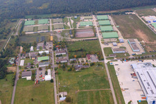 Photographie aérienne de DeCA CDC et DLA Germersheim, dépôt de l'armée américaine à Lingenfeld dans le département Rhénanie-Palatinat, Allemagne
