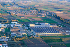 Photographie aérienne de Centre logistique Mercedes-Benz et PROWELL Progroup Board GmbH dans l'Interpark à le quartier Offenbach in Offenbach an der Queich dans le département Rhénanie-Palatinat, Allemagne