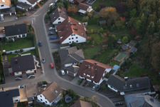 Rülzheim dans le département Rhénanie-Palatinat, Allemagne vu d'un drone