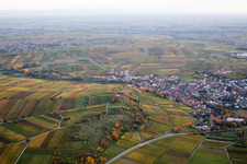 Photographie aérienne de Petit kalmit à Ilbesheim bei Landau in der Pfalz dans le département Rhénanie-Palatinat, Allemagne