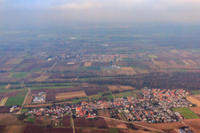 Vue aérienne de Freisbach dans le département Rhénanie-Palatinat, Allemagne