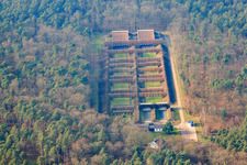 Vue aérienne de Champ de tir de la Bundeswehr à Germersheim dans le département Rhénanie-Palatinat, Allemagne