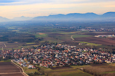 Vue aérienne de De l'est à Zeiskam dans le département Rhénanie-Palatinat, Allemagne