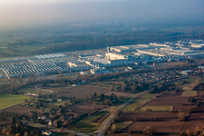 Photographie aérienne de Usine Mercedes Benz du sud-est à Rastatt dans le département Bade-Wurtemberg, Allemagne