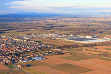 Vue aérienne de Interpark du sud-ouest à le quartier Offenbach in Offenbach an der Queich dans le département Rhénanie-Palatinat, Allemagne
