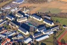 Photographie aérienne de Centre électronique de la Bundeswehr à Bad Bergzabern dans le département Rhénanie-Palatinat, Allemagne
