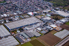 Vue aérienne de Centre logistique L'Oréal Allemagne à Muggensturm dans le département Bade-Wurtemberg, Allemagne